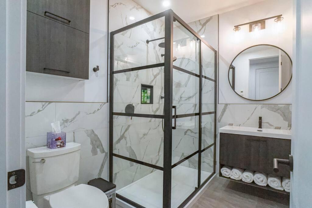 883 Suite 102 Bromont Vieux Village 2Cac , Foyer מראה חיצוני תמונה